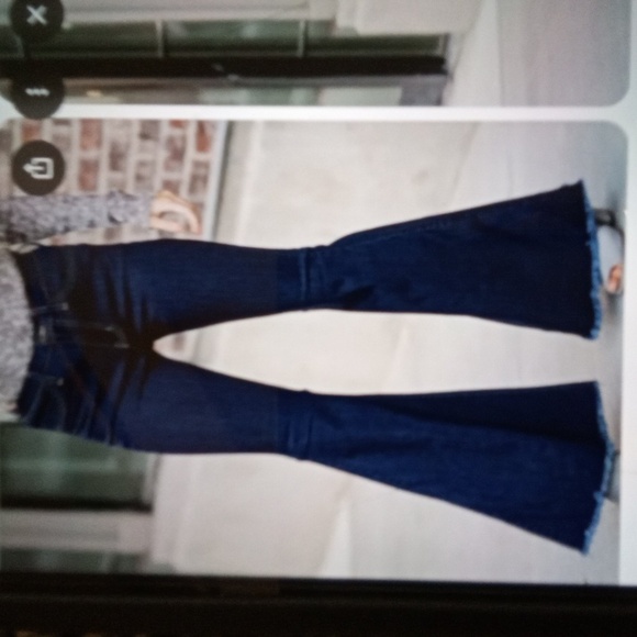 Judy Blue Memphis Hi Waisted Flare Bell Bottom 70s Inspire Womems Jeans 28 - Picture 8 of 13